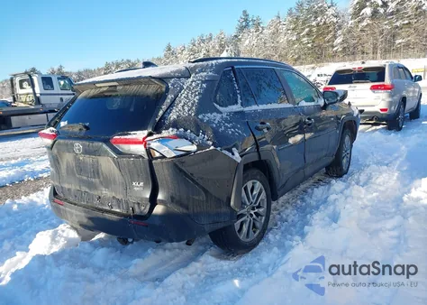 2021 Toyota Rav4 Xle Premium from USA, damaged, VIN 2T3A1RFVXMW175768